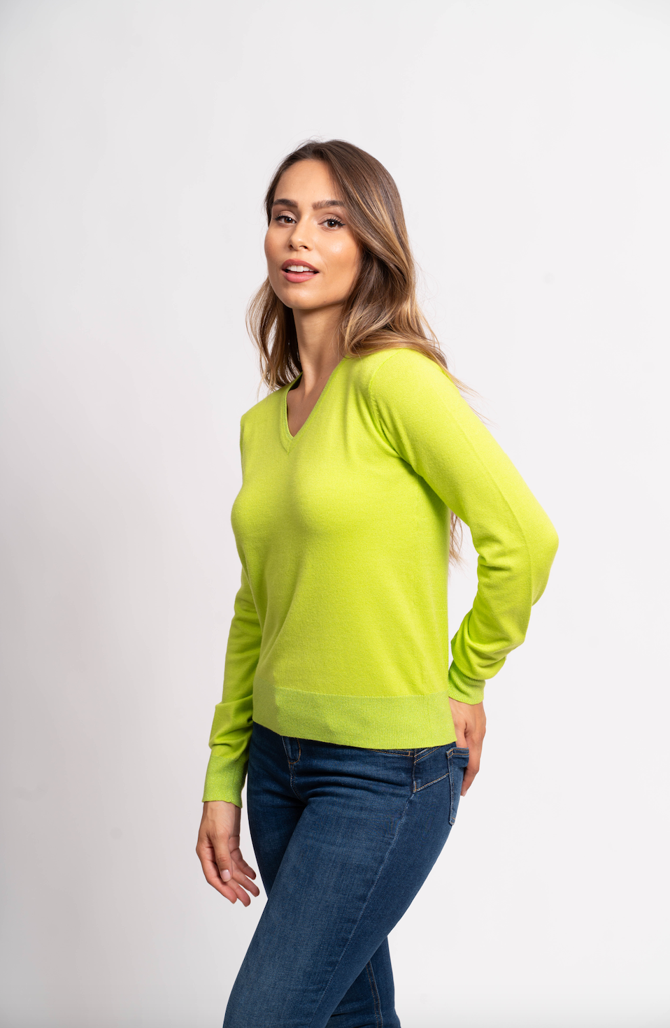 Pull col V avec fils de Lurex®